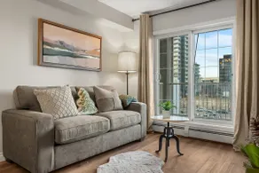 5min walking to Stampede/Saddledome + River View - Image 2