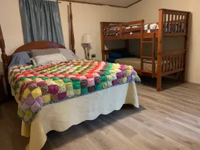 Sleeps 17, American Indian owned - Image 5