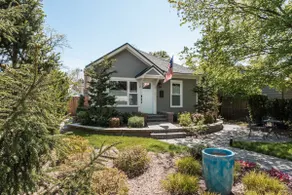 Beautiful North End Modern Home! - Image 5
