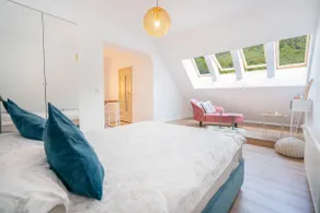 ★New Spacious Apartment with a Great Mountain View - Image 3