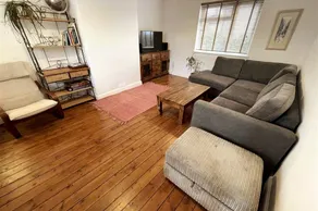 Beautiful house near town centre - Image 2