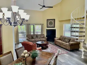 Falcon Meadows 4 BDRM 3 BA Condo Sleeps 12! Indoor Pool Open All Year! Cozy Loft - Image 3
