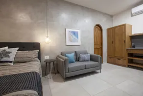 Beautiful loft for 2 on El Malecón – downtown - Image 5