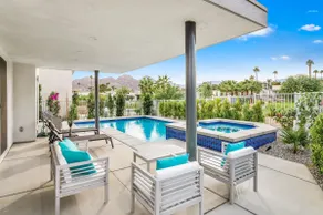 Modern Family Home with Pool/ SPA/ Mountain View - Image 2