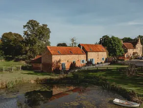 Rural three-bedroom barn conversion - Image 2