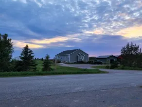 Snowmobile and boat friendly! Private apartment! - Image 2