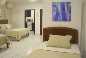 z. Large Studio in Downtown - Image 2