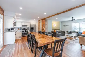 4 BR 3 Bath 9 beds! Hot Tub, Pool, Movie room! - Image 2