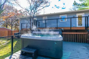4 BR 3 Bath 9 beds! Hot Tub, Pool, Movie room! - Image 3