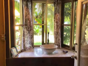 Green Room (Pool View) - Image 3