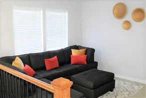 Gameroom /King Suite/ Spacious/ Mins to Crossplex - Image 4