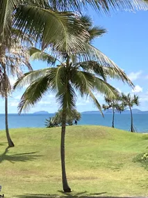 Beachside stay, Ocean/Island View. Pool, Free park - Image 2
