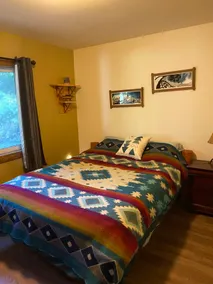 Cozy 2 Bedroom Cabin on the Skeena River - Image 4