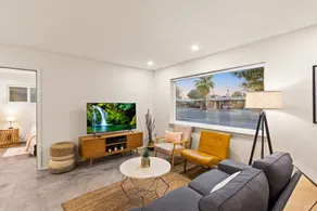 5 Beds Modern Minimalist Home•Airport•Dining•I-10 - Image 3