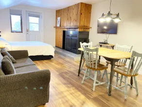 [110] Cozy refuge 2 steps from Mont-Sainte-Anne - Image 3