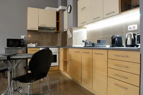 Macropolis G5/6 Apartment - Image 5