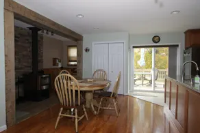 Yoder School Guest House with wifi and hot tub - Image 2