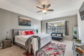 Guest Favorite Long Term -King Bed - Image 4