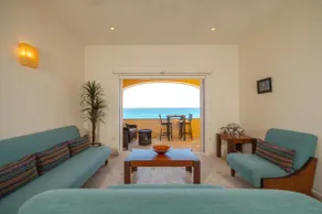 🏝Amazing views + WIFI + AC + Rooftop with pool - Image 3