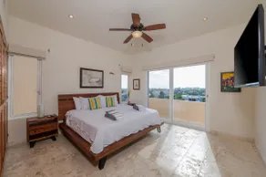 🏝Amazing views + WIFI + AC + Rooftop with pool - Image 5