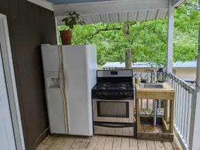 Cozy Cabin in the woods - Image 3