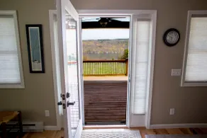 2br Chalet with Hot Tub on a 30+ acre vineyard - Image 4