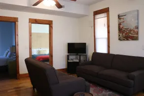 Right off Mass and close to KU! Charming 3 bedroom - Image 5