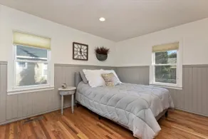 Cheerful 1 Bedroom Cottage, entire home & Laundry - Image 4