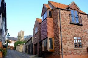 Lincoln Retreat - Image 2