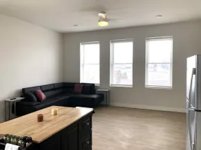 Nostalgia Room - Downtown Loft w/ Views - Image 2