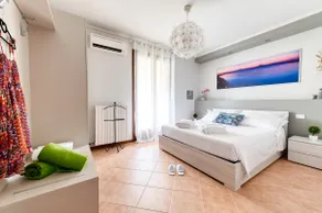 Wolf House - Sirmione Holiday - Image 3