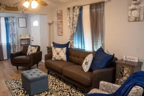 Cozy cottage in Sanford - Image 4