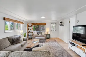 Charming White Salmon Vacation Home - Image 3