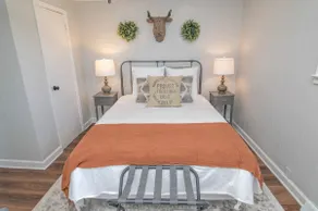 Carolina Wine Cottage - Image 2