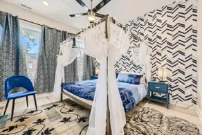 BALTIMORE ROWHOUSE CLOSE TO WATER KING BED PARKING - Image 3