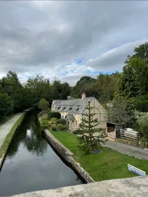 Stunning Canal Side Listed Cottage in the heart of Llangollen - Image 2