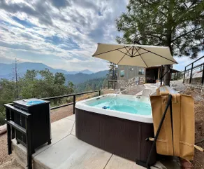 Shasta Sunrise Retreat|HotTub|NOW w/ 1 Night Stay! - Image 5