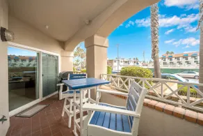 2 Bedroom Apt on PCH across from Beach - Image 4