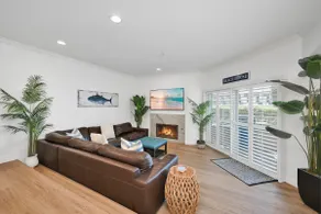 2 Bedroom Apt on PCH across from Beach - Image 2