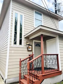 Prime location residential home w/ gated parking#4 - Image 1