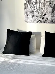 Moon Apartment - Image 5