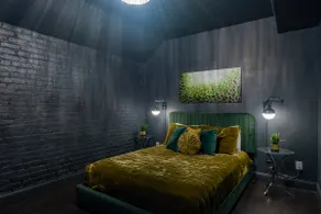 Luxury City Escape. Peaceful Retreat by Hollyhock - Image 5
