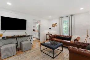 Newly Renovated Charming Little Leiper's Cottage - Image 3