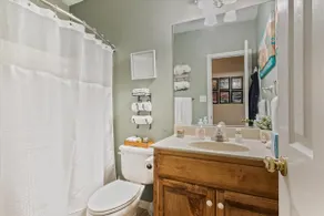 Fun Space close to Busch and Colonial w/ Hot Tub - Image 3