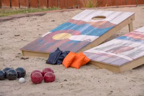 BoHo Bungalow- Shuffleboard, Cornhole, 10 m Den - Image 5