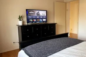 Charming City Home with Professional WFH Setup & AC - Image 5
