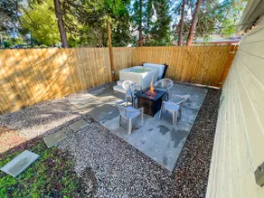 Cute Home with fully fenced yard Hot Tub and Fire Pit. - Image 3