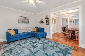 Park Circle retreat w King Bed Suite close to everything fun in CHS - Image 3