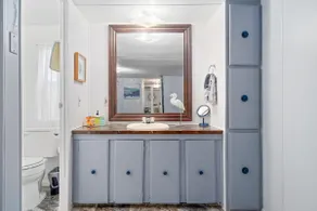 ThreeBayPlace, a Welcoming Coastal Getaway - Image 5