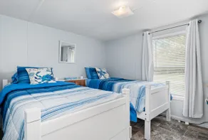 ThreeBayPlace, a Welcoming Coastal Getaway - Image 3